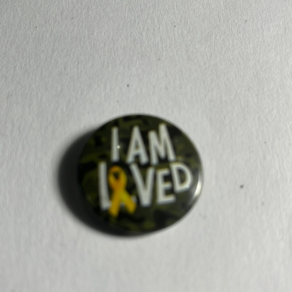 4 /$10 I am Loved Helzberg lim. Edition pin